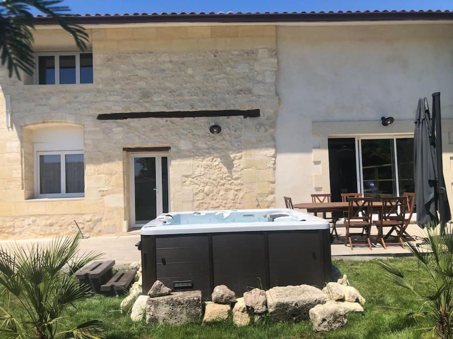 Gite Avec Spa Privatif A 500M De Margaux Soussans Exterior photo